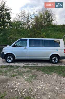 Минивэн Volkswagen Transporter 2009 в 