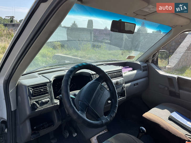Минивэн Volkswagen Transporter 1998 в Рокитном