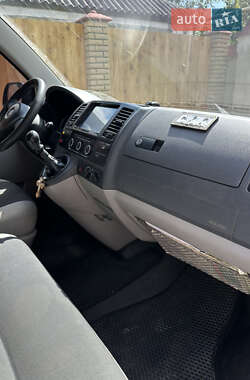 Микроавтобус Volkswagen Transporter 2014 в 