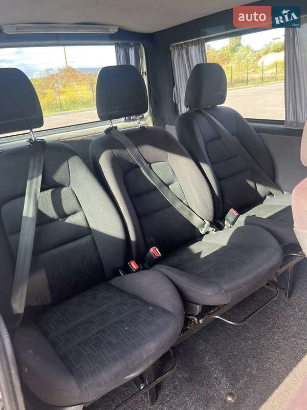 Минивэн Volkswagen Transporter 1999 в Ровно