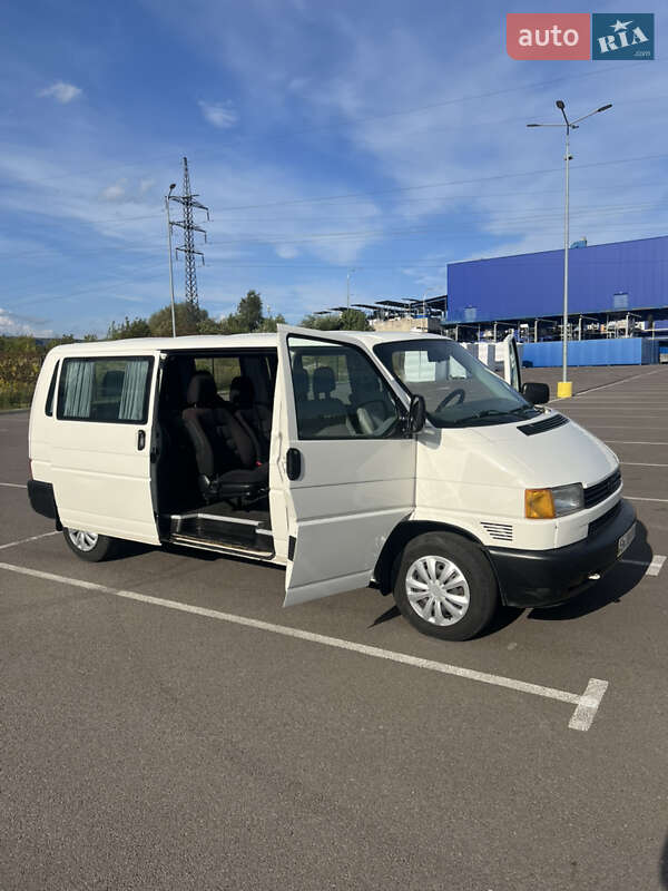 Минивэн Volkswagen Transporter 1999 в Ровно