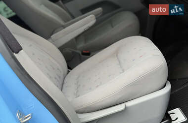 Минивэн Volkswagen Transporter 2008 в 