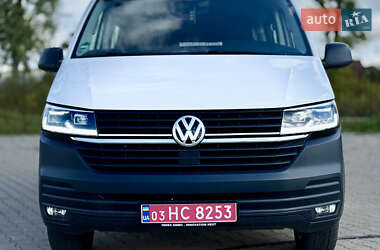 Минивэн Volkswagen Transporter 2021 в 