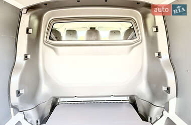 Минивэн Volkswagen Transporter 2021 в 
