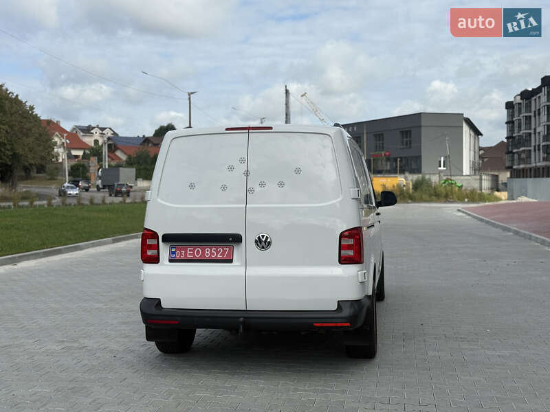 Грузовой фургон Volkswagen Transporter 2017 в Ровно