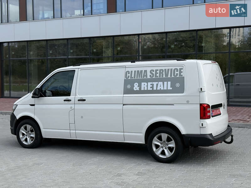 Грузовой фургон Volkswagen Transporter 2017 в Ровно