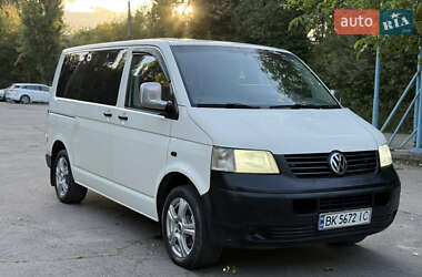Минивэн Volkswagen Transporter 2004 в 