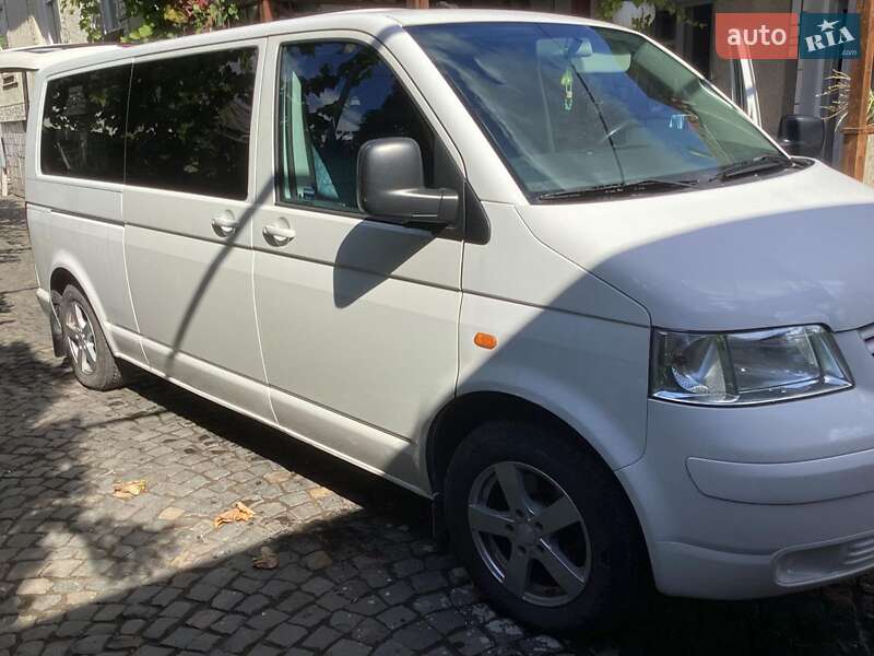 Мінівен Volkswagen Transporter 2004 в Великих Лучках