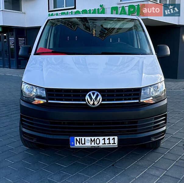 Минивэн Volkswagen Transporter 2017 в Трускавце