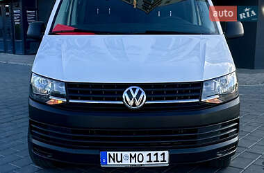 Минивэн Volkswagen Transporter 2017 в 