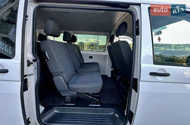 Минивэн Volkswagen Transporter 2017 в 