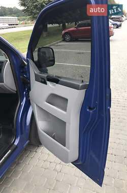 Минивэн Volkswagen Transporter 2006 в 