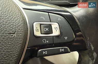Грузовой фургон Volkswagen Transporter 2015 в 