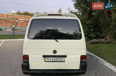 Минивэн Volkswagen Transporter 2000 в 