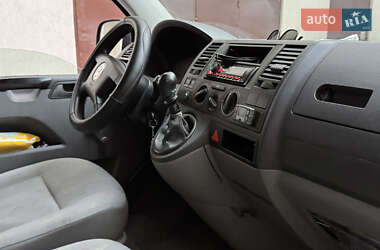 Минивэн Volkswagen Transporter 2005 в 