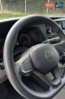Грузовой фургон Volkswagen Transporter 2021 в 