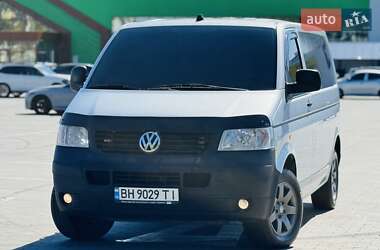 Грузовой фургон Volkswagen Transporter 2007 в 