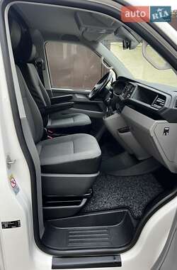 Грузовой фургон Volkswagen Transporter 2023 в 