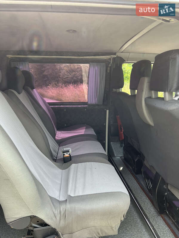 Минивэн Volkswagen Transporter 2001 в Городке