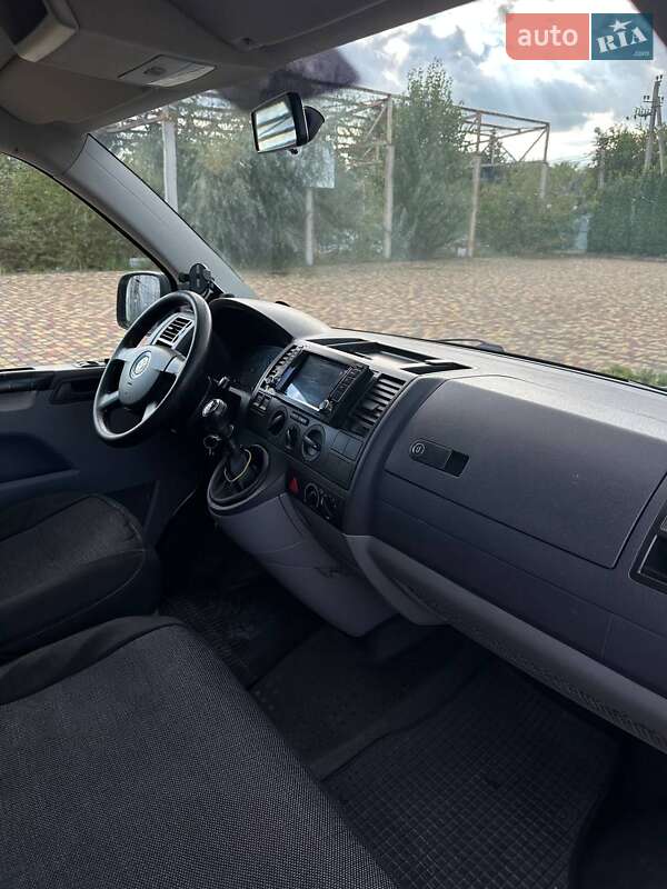 Минивэн Volkswagen Transporter 2008 в Киеве
