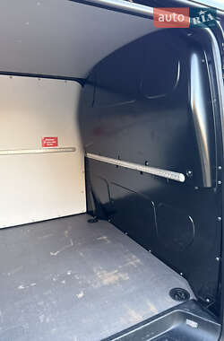 Грузовой фургон Volkswagen Transporter 2021 в 