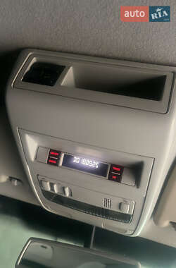 Грузовой фургон Volkswagen Transporter 2014 в 