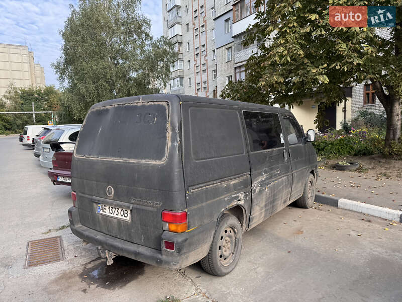 Грузопассажирский фургон Volkswagen Transporter 1997 в Песочине