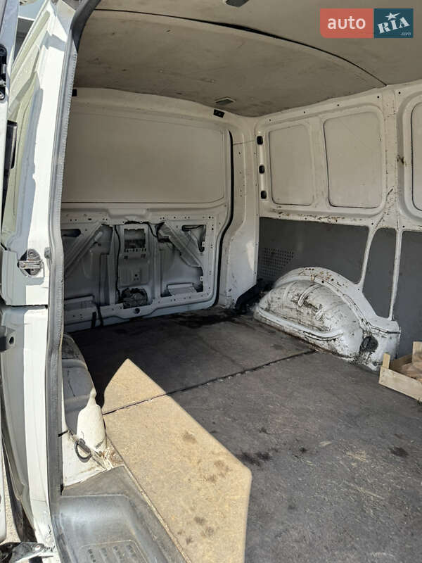 Грузовой фургон Volkswagen Transporter 2014 в Кривом Роге
