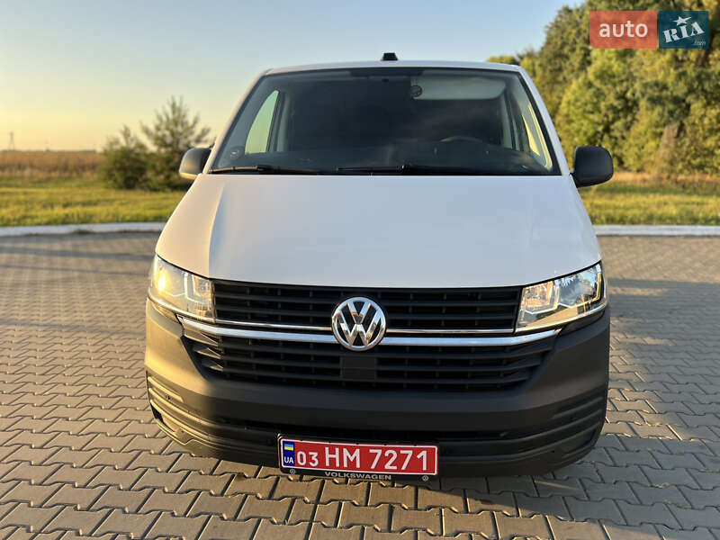 Грузовой фургон Volkswagen Transporter 2022 в Луцке