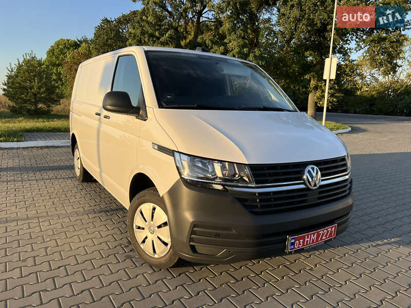 Грузовой фургон Volkswagen Transporter 2022 в Луцке