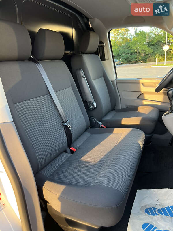 Грузовой фургон Volkswagen Transporter 2022 в Луцке