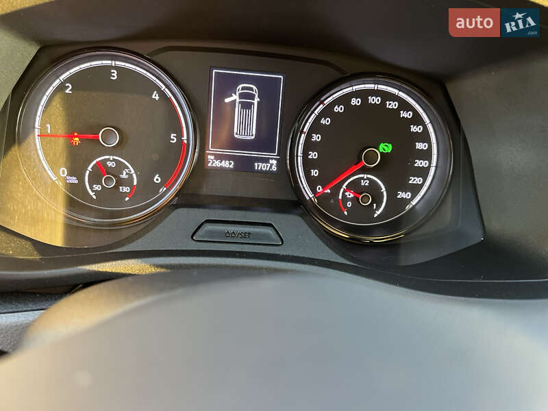 Грузовой фургон Volkswagen Transporter 2022 в Луцке