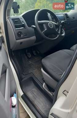Минивэн Volkswagen Transporter 2003 в 