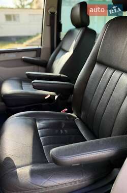 Минивэн Volkswagen Transporter 2016 в 