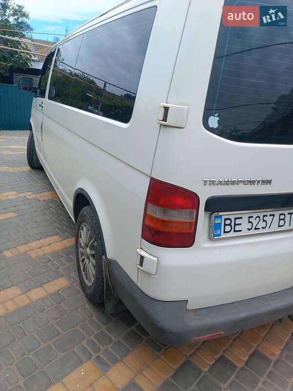 Минивэн Volkswagen Transporter 2006 в Березнеговатом