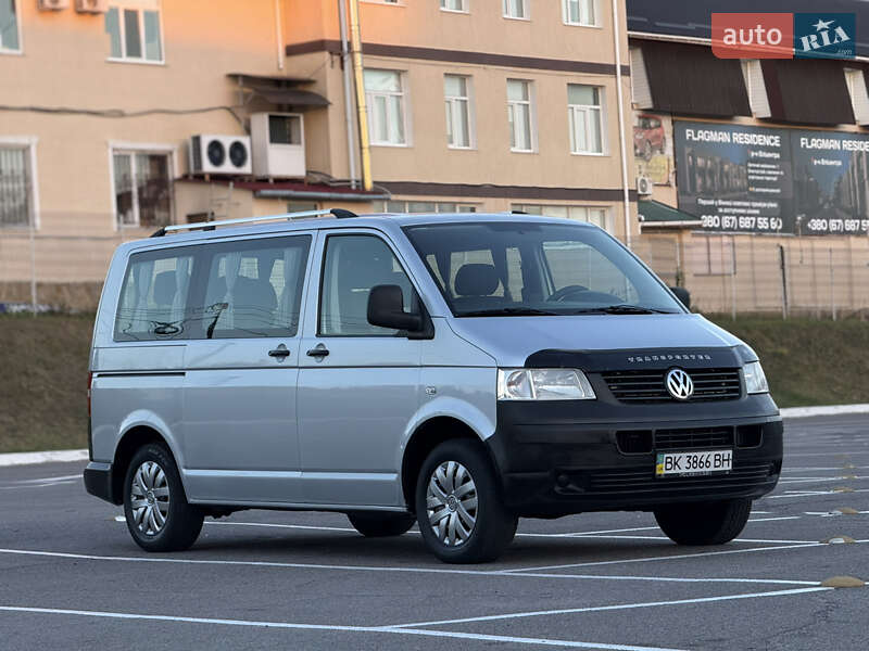 Минивэн Volkswagen Transporter 2008 в Виннице