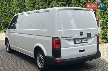 Грузовой фургон Volkswagen Transporter 2016 в 