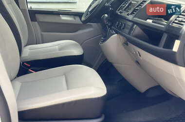 Грузовой фургон Volkswagen Transporter 2016 в 