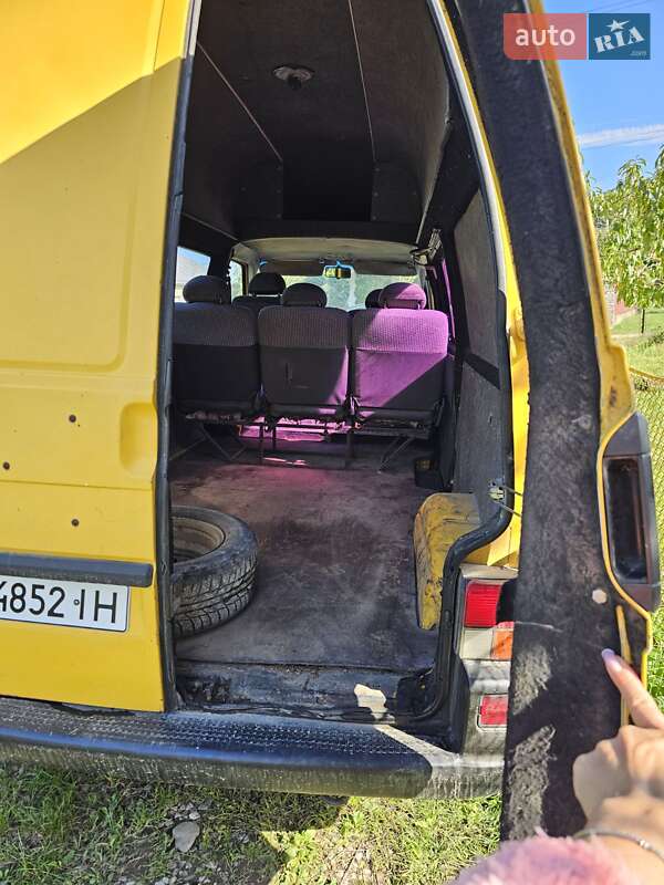 Минивэн Volkswagen Transporter 1997 в Кутах