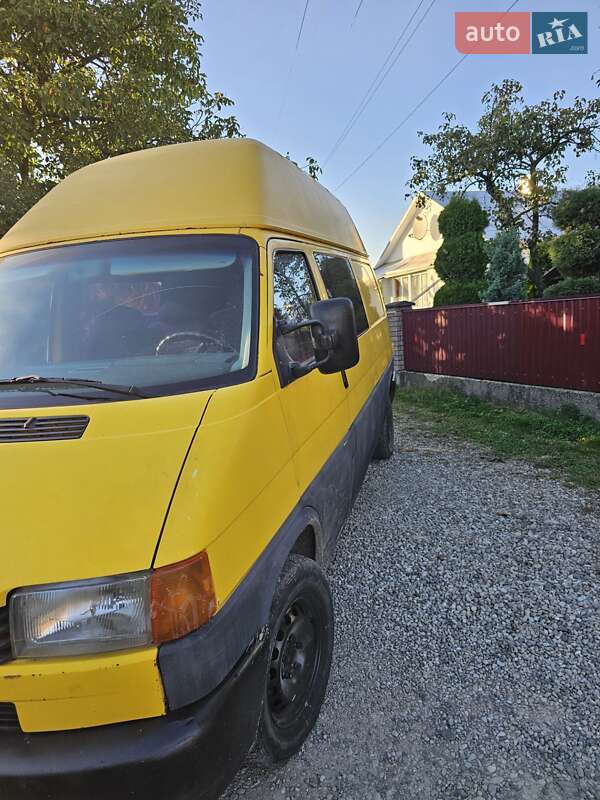 Минивэн Volkswagen Transporter 1997 в Кутах
