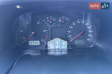 Минивэн Volkswagen Transporter 2002 в 