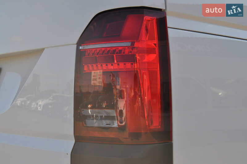 Грузовой фургон Volkswagen Transporter 2021 в Киеве