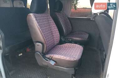 Минивэн Volkswagen Transporter 2000 в 