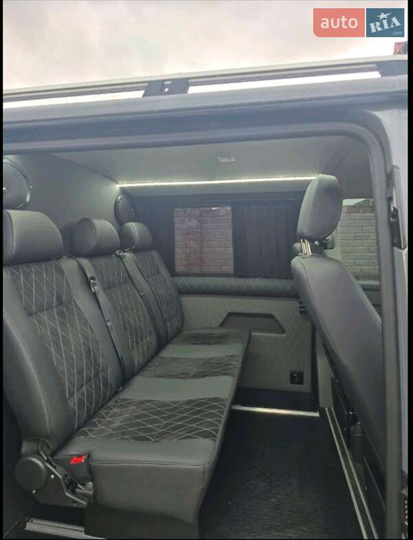 Минивэн Volkswagen Transporter 2020 в Олевске