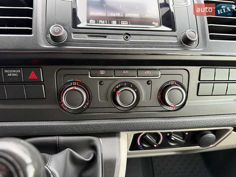 Минивэн Volkswagen Transporter 2016 в Стрые