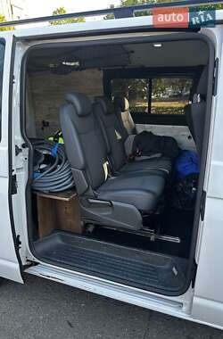 Минивэн Volkswagen Transporter 2016 в 