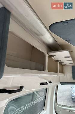 Минивэн Volkswagen Transporter 2006 в 