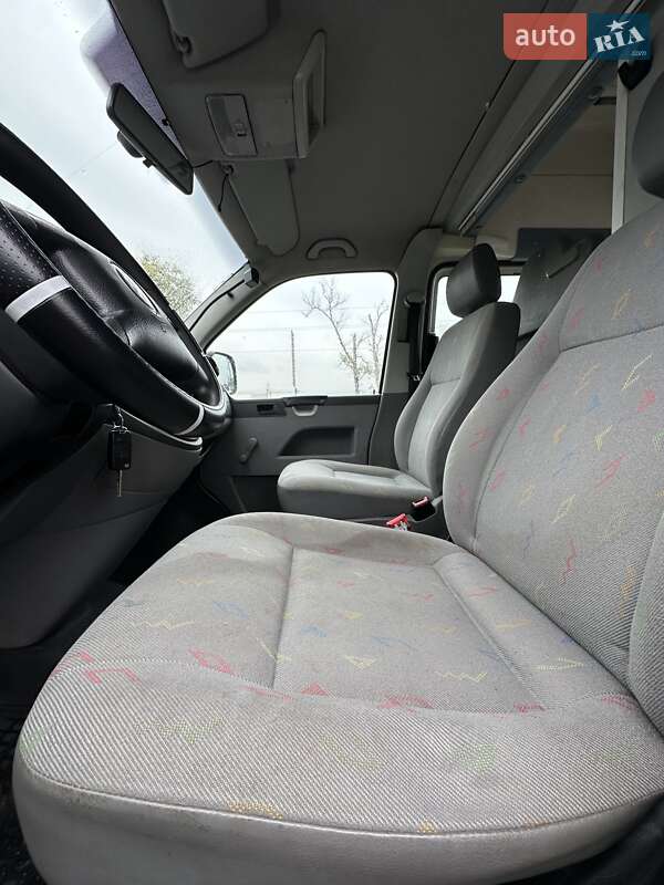 Минивэн Volkswagen Transporter 2006 в Белогородке