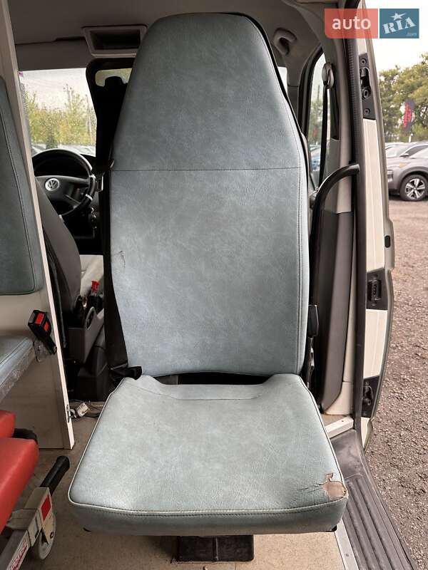 Минивэн Volkswagen Transporter 2006 в Белогородке
