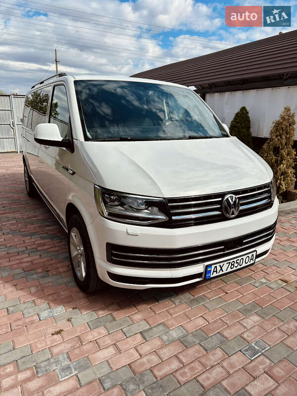 Минивэн Volkswagen Transporter 2018 в 